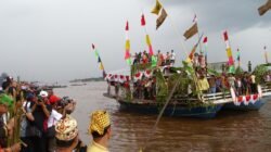 Membangkitkan Pariwisata Lokal dengan Sentuhan Budaya dan Kearifan Lokal
